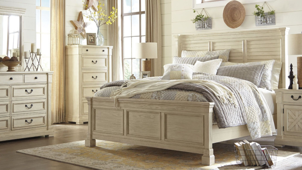 Wooden Bedroom Set Design in White Beige Tons