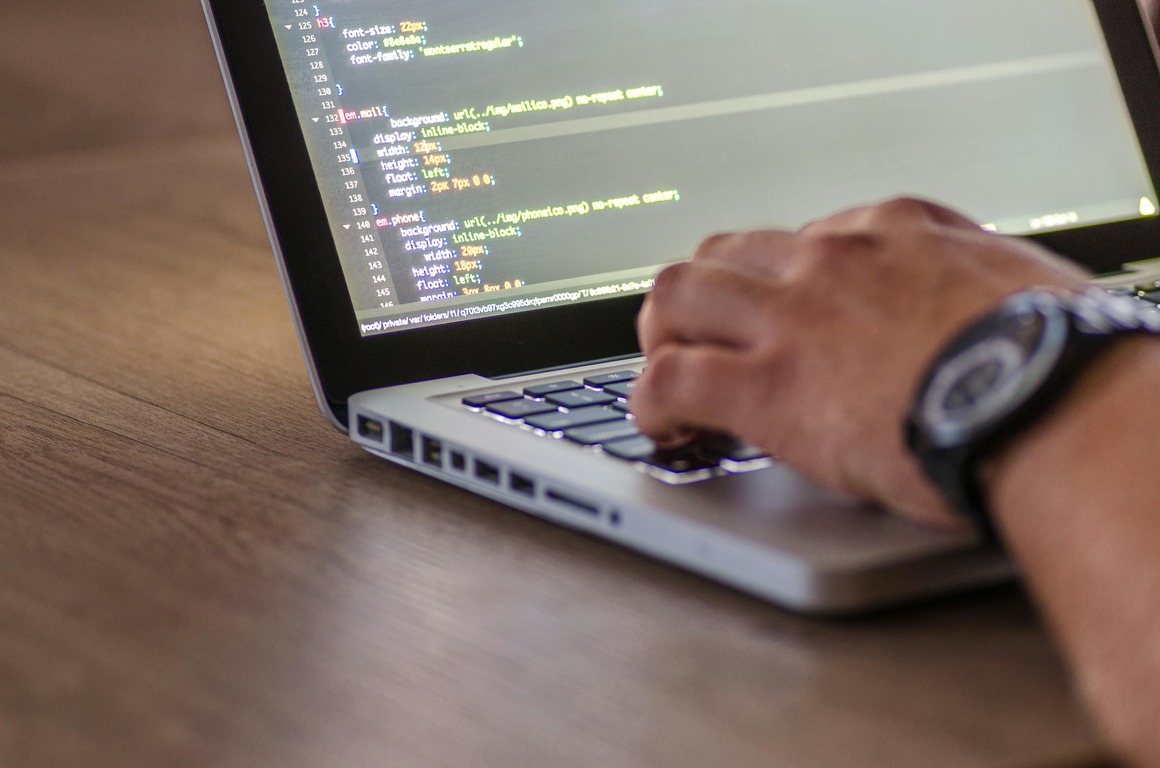 Ecommerce PWA Development: Benefits, Challenges & Complete Guide