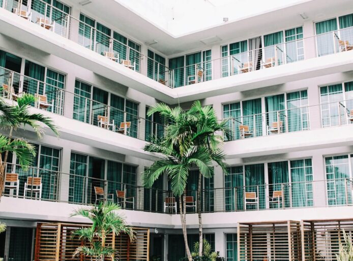 AI in Hospitality: How Hotels Use Machine Learning